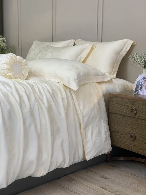 Chăn ga gối Tencel dệt kim - Golden Vows| Lullaby Bedding